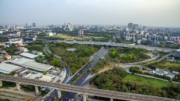 ศรีนครินทร์-ร่มเกล้า  ถนนสายใหม่ ทำเลทองอสังหาฯ